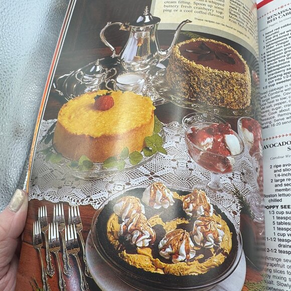 Christmas Country Style Hardcover Book By Reiman Publications 1991 - Picture 10 of 10